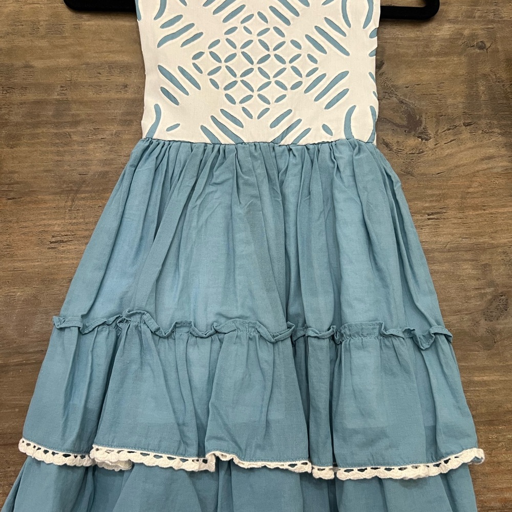 Blue and White Ruffled Tiered Sundress with Scoop Neck for Casual Occasions